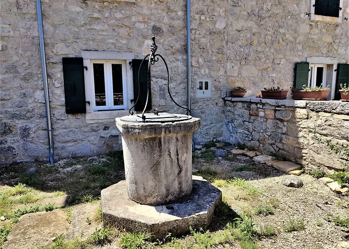 Boutique Castello Gulich Szálloda 3*