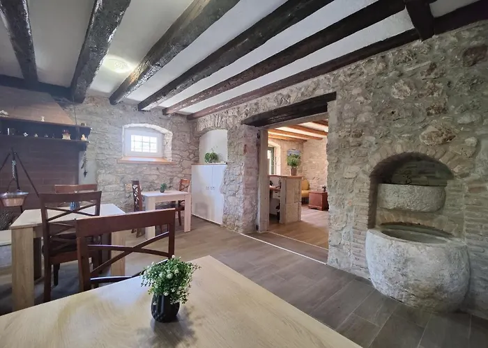 Boutique Castello Gulich מלון פורץ