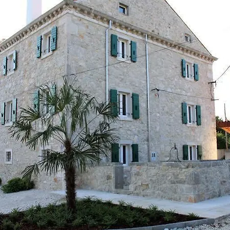 ホテル Castello Gulich