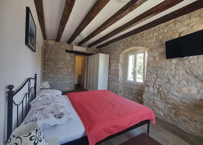 Boutique Castello Gulich 호텔 포레치